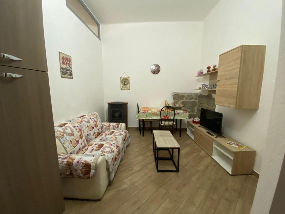 누오로 La Casa Di Sara 아파트 객실 사진